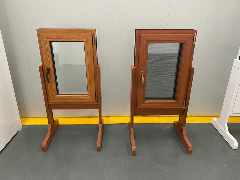 健康鋁木門窗流行的原因是什么？裝在室內(nèi)好看嗎？需注意什么問題？