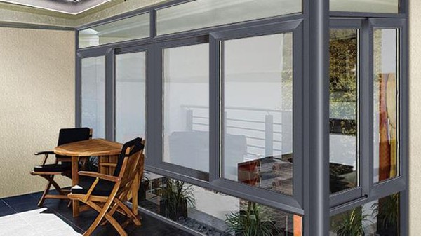 佛山哪里有高端鋁合金門窗合作的廠家？國內(nèi)十大門窗品牌樓上樓門窗