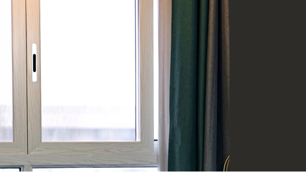 佛山哪里有做高端鋁木系統(tǒng)門窗的門窗廠家？