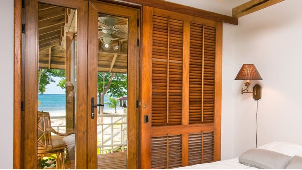 鋁合金門窗多少錢一平米？樓上樓門窗告訴你別再被忽悠！